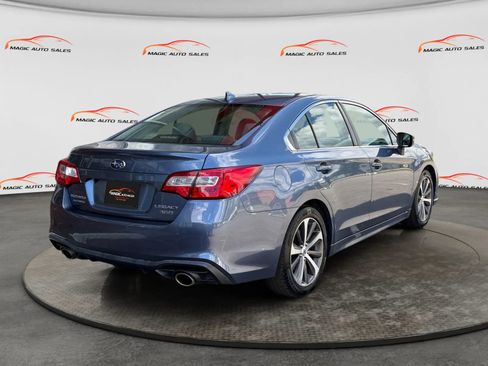 Used 2018 Subaru Legacy 3.6R Limited AWD/4WD image 10