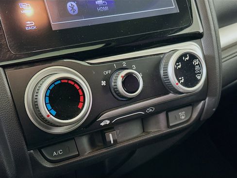 Used 2016 Honda Fit EX image 22