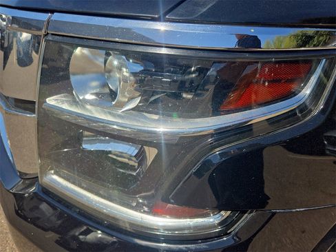 Used 2018 Chevrolet Tahoe Premier w/ Max Trailering Package image 17