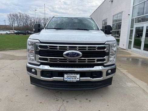 Used 2025 Ford F250 XLT w/ Snow Plow/Camper Package image 3