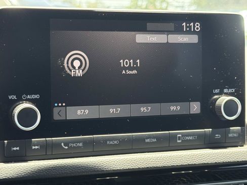Used 2023 Honda Civic Sport image 13