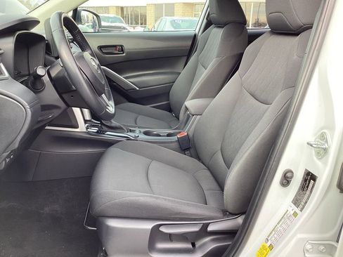 Used 2022 Toyota Corolla Cross LE image 14