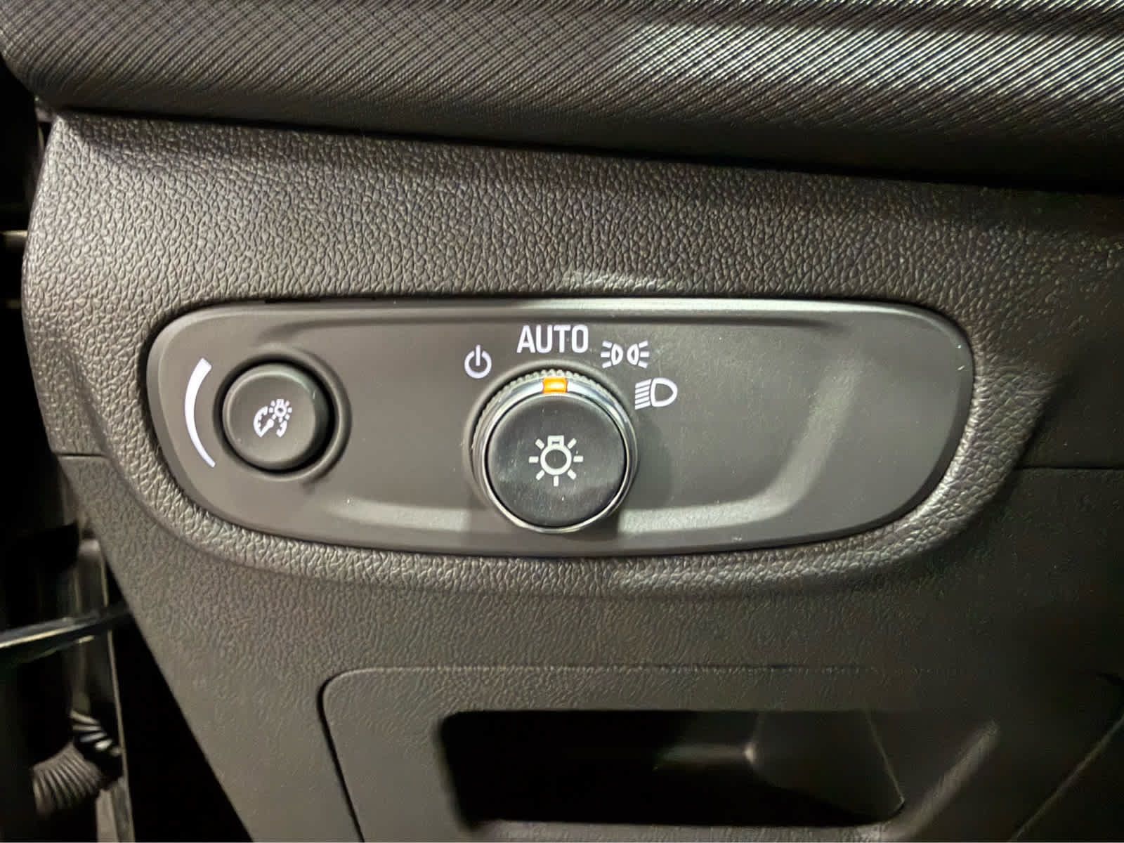 Used 2026 Chevrolet TrailBlazer LS w/ LS Convenience Package AWD/4WD image 24