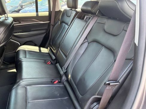 Used 2022 Jeep Grand Cherokee Limited 4xe w/ MOPAR Finishing Package AWD/4WD image 21