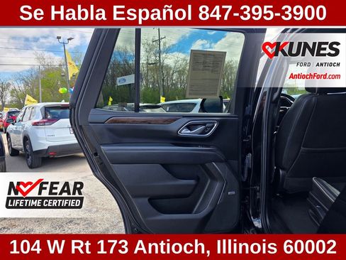 Used 2024 Chevrolet Tahoe Premier AWD/4WD image 23