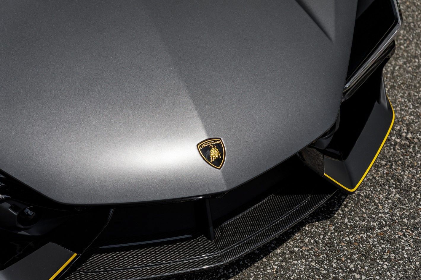 Used 2025 Lamborghini Revuelto AWD/4WD image 31