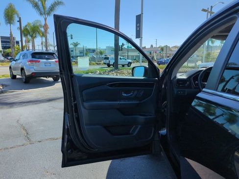 Used 2023 Honda Pilot EX-L image 12