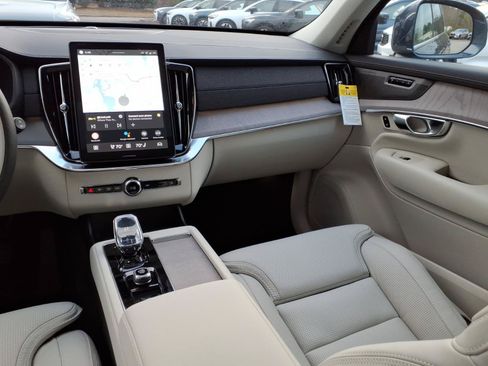 New 2026 Volvo XC90 B6 Ultra w/ Protection Package Premier AWD/4WD image 12