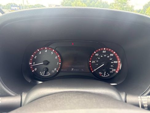 Used 2024 Nissan Frontier Pro-X RWD image 19