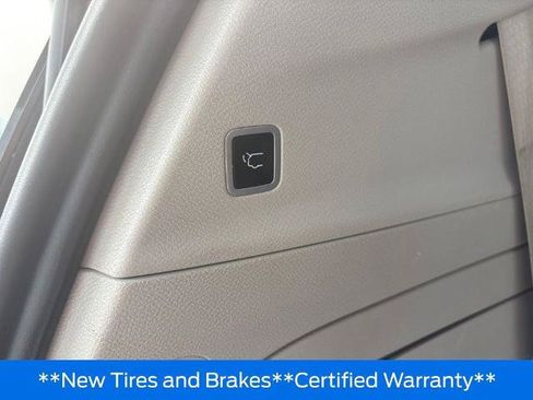 Used 2019 Chrysler Pacifica Limited FWD image 40