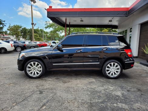 Used 2012 Mercedes-Benz GLK 350 4MATIC image 3