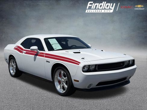 Used 2011 Dodge Challenger R/T RWD image 1