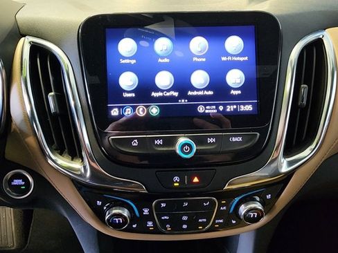 Used 2022 Chevrolet Equinox Premier image 25