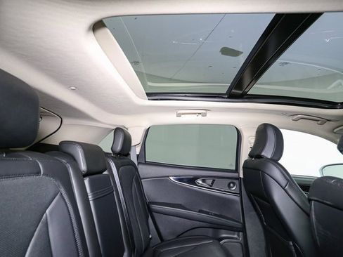 Used 2021 Lincoln Nautilus Reserve w/ Cargo Utility Package image 20