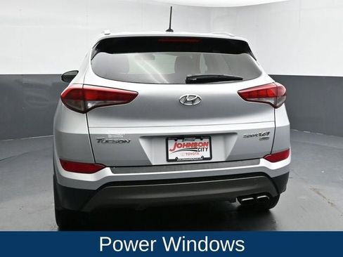 Used 2016 Hyundai Tucson Sport image 10