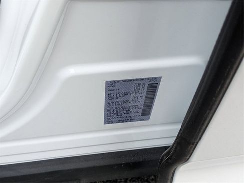 New 2025 Nissan Murano SV image 25