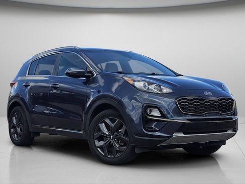 Used 2021 Kia Sportage S image 2