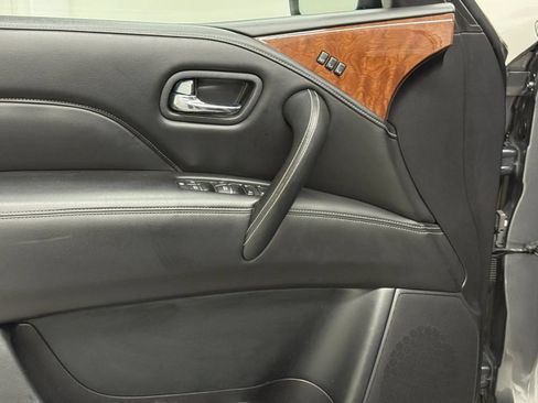 Used 2019 INFINITI QX80 Luxe w/ Proassist Package AWD/4WD image 23