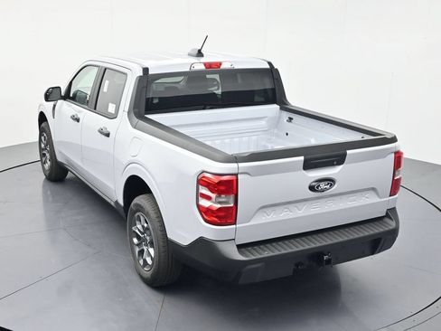 New 2026 Ford Maverick XLT w/ XLT Luxury Package FWD image 36