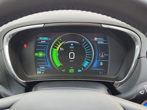 Used 2018 Chevrolet Volt Premier w/ Driver Confidence Package image 22