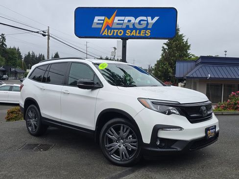 Used 2022 Honda Pilot Sport image 1