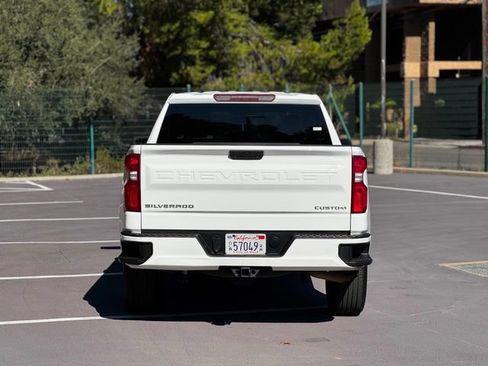 Used 2021 Chevrolet Silverado 1500 Custom RWD image 13