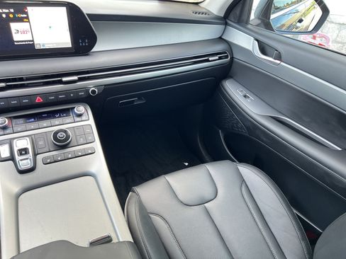 Used 2025 Hyundai Palisade SEL FWD image 29