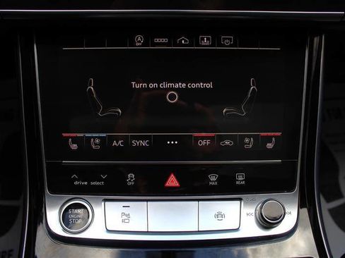 Used 2022 Audi A8 L 3.0T image 20