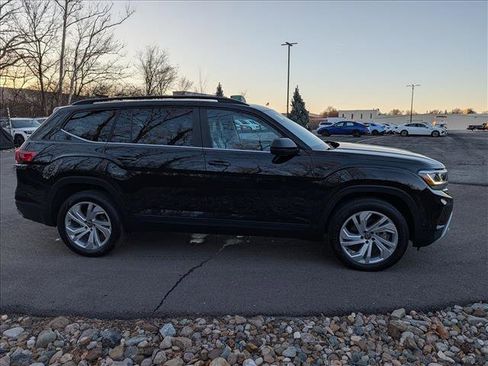 Used 2023 Volkswagen Atlas SE w/ Panoramic Sunroof Package image 6