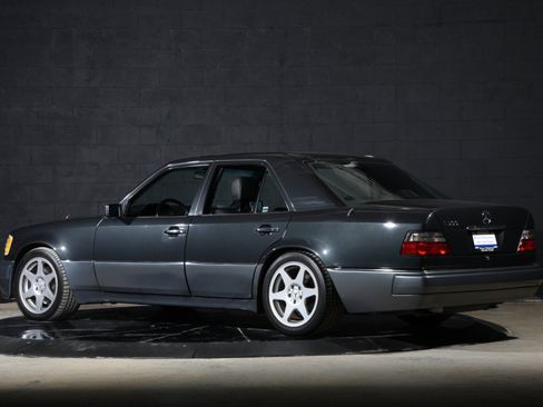 Used 1994 Mercedes-Benz E 500 Sedan image 11