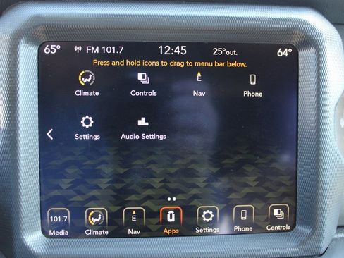 Used 2023 Jeep Wrangler Sahara image 30