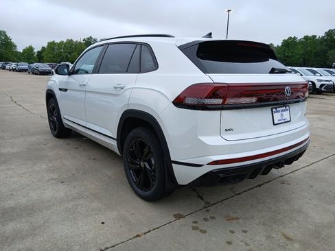 New 2026 Volkswagen Atlas Cross Sport SEL R-Line AWD/4WD image 3