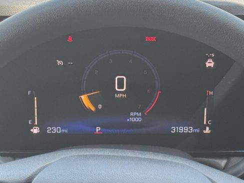 Used 2025 Chevrolet TrailBlazer LT FWD image 34