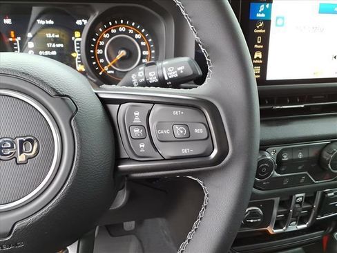 Used 2026 Jeep Wrangler Unlimited Sport AWD/4WD image 13