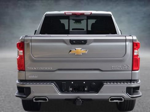 Used 2025 Chevrolet Silverado 1500 High Country w/ High Country Premium Package AWD/4WD image 24