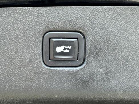 Used 2021 Chevrolet Blazer RS w/ Enhanced Convenience Package AWD/4WD image 14