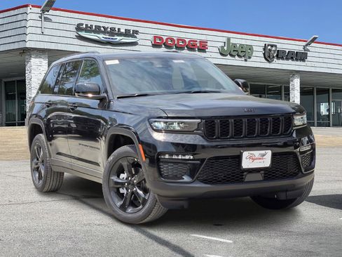 New 2025 Jeep Grand Cherokee Limited w/ Black Appearance Package image 1
