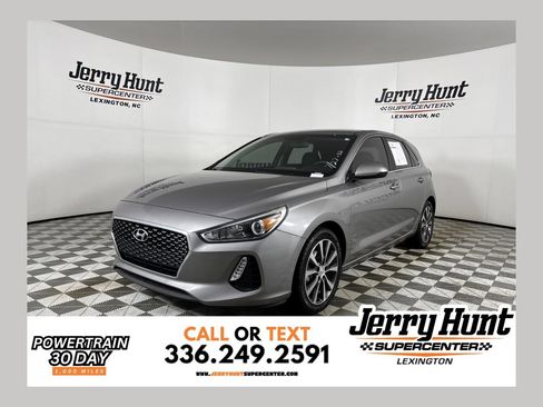 Used 2020 Hyundai Elantra GT FWD image 1