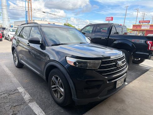 Used 2020 Ford Explorer XLT RWD image 5