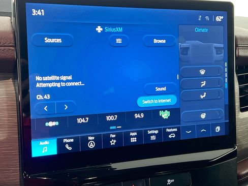 Used 2024 Ford Expedition Limited image 28