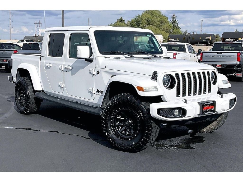 Used 2023 Jeep Gladiator Overland AWD/4WD image 2