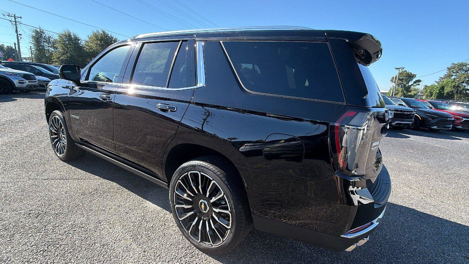New 2027 Chevrolet Tahoe High Country AWD/4WD image 10