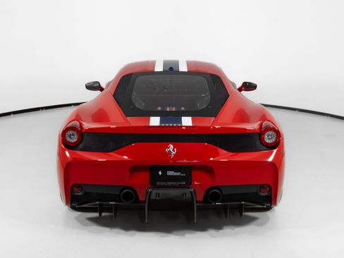 Used 2015 Ferrari 458 Speciale Coupe RWD image 7