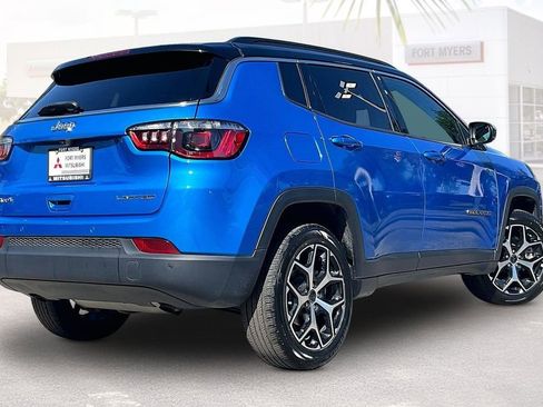 Used 2025 Jeep Compass Limited AWD/4WD image 33