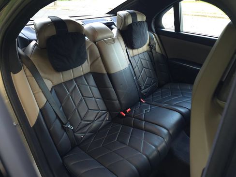 Used 2024 BMW i7 eDrive50 w/ Executive Package RWD image 30