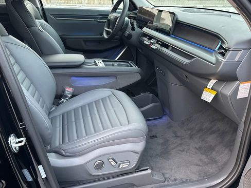 New 2026 Kia EV9 Land image 12