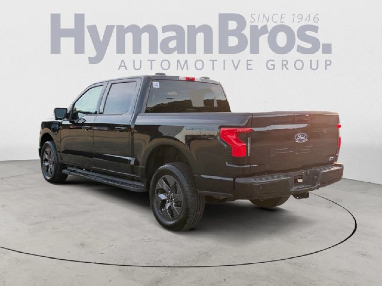 Used 2025 Ford F150 Lightning Flash AWD/4WD image 5
