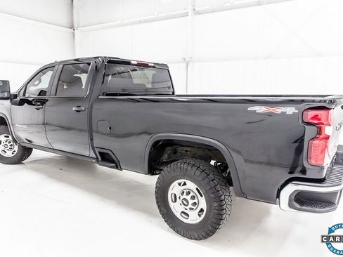 Used 2024 Chevrolet Silverado 2500 W/T w/ WT Convenience Package image 4