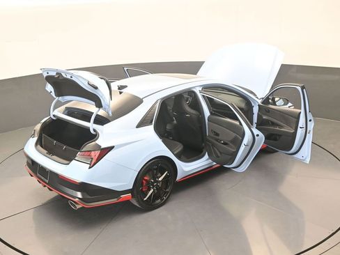 Used 2025 Hyundai Elantra N image 73