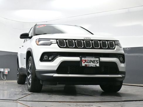 Used 2025 Jeep Compass Limited AWD/4WD image 51